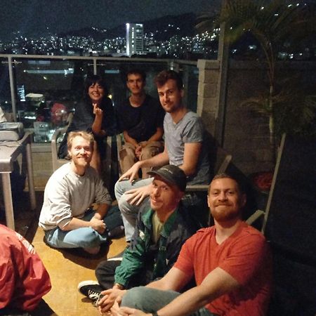 Hostel Metro Floresta Alojamiento Medellín Eksteriør bilde