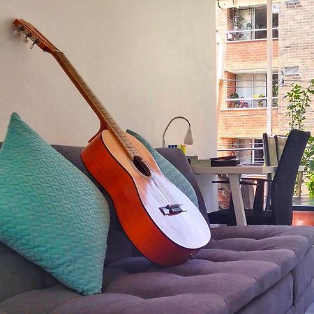 Hostel Metro Floresta Alojamiento Medellín Eksteriør bilde