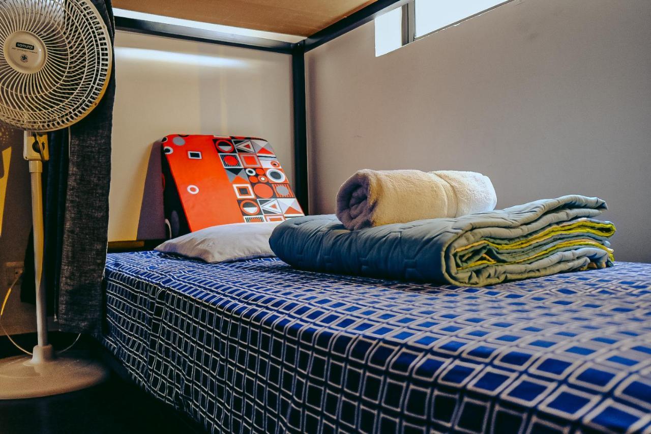 Hostel Metro Floresta Alojamiento Medellín Eksteriør bilde