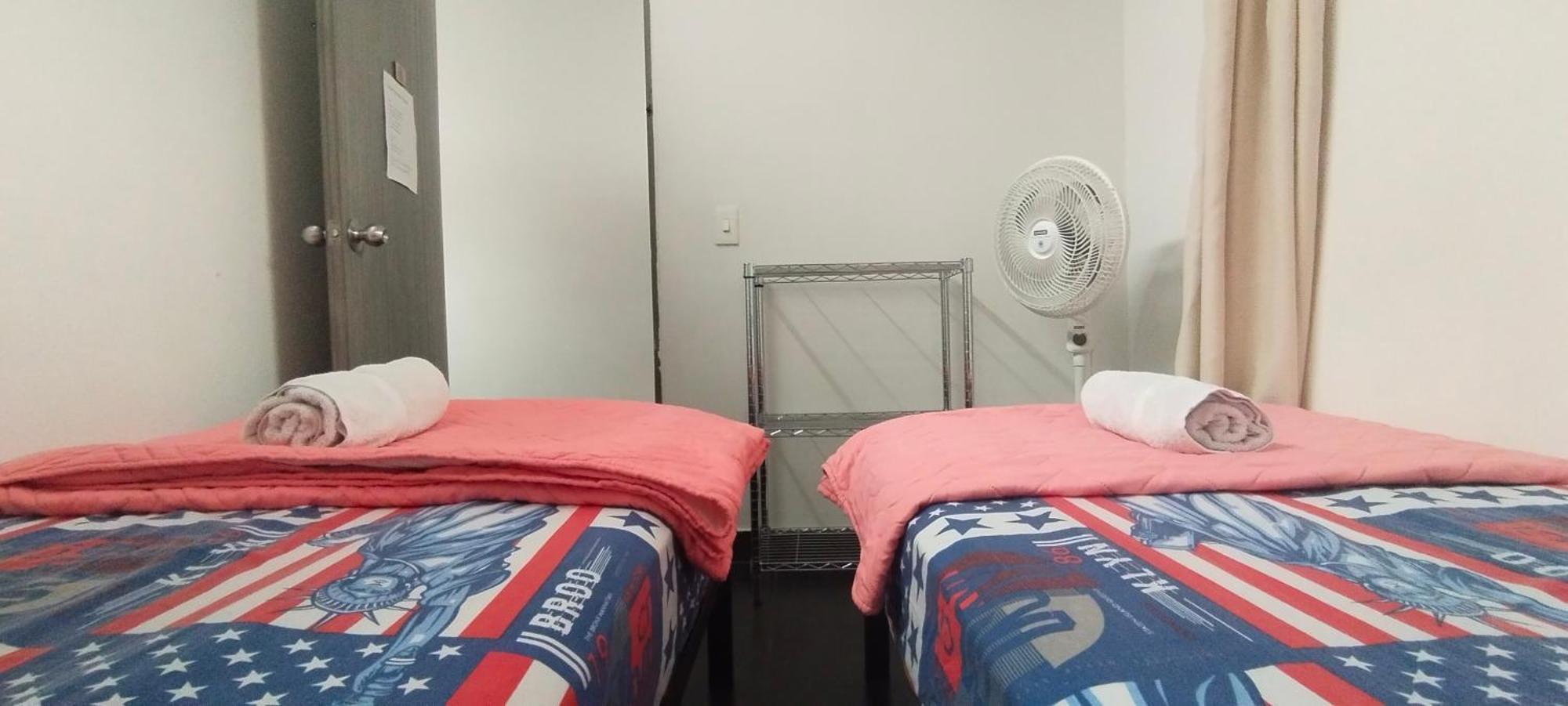 Hostel Metro Floresta Alojamiento Medellín Eksteriør bilde