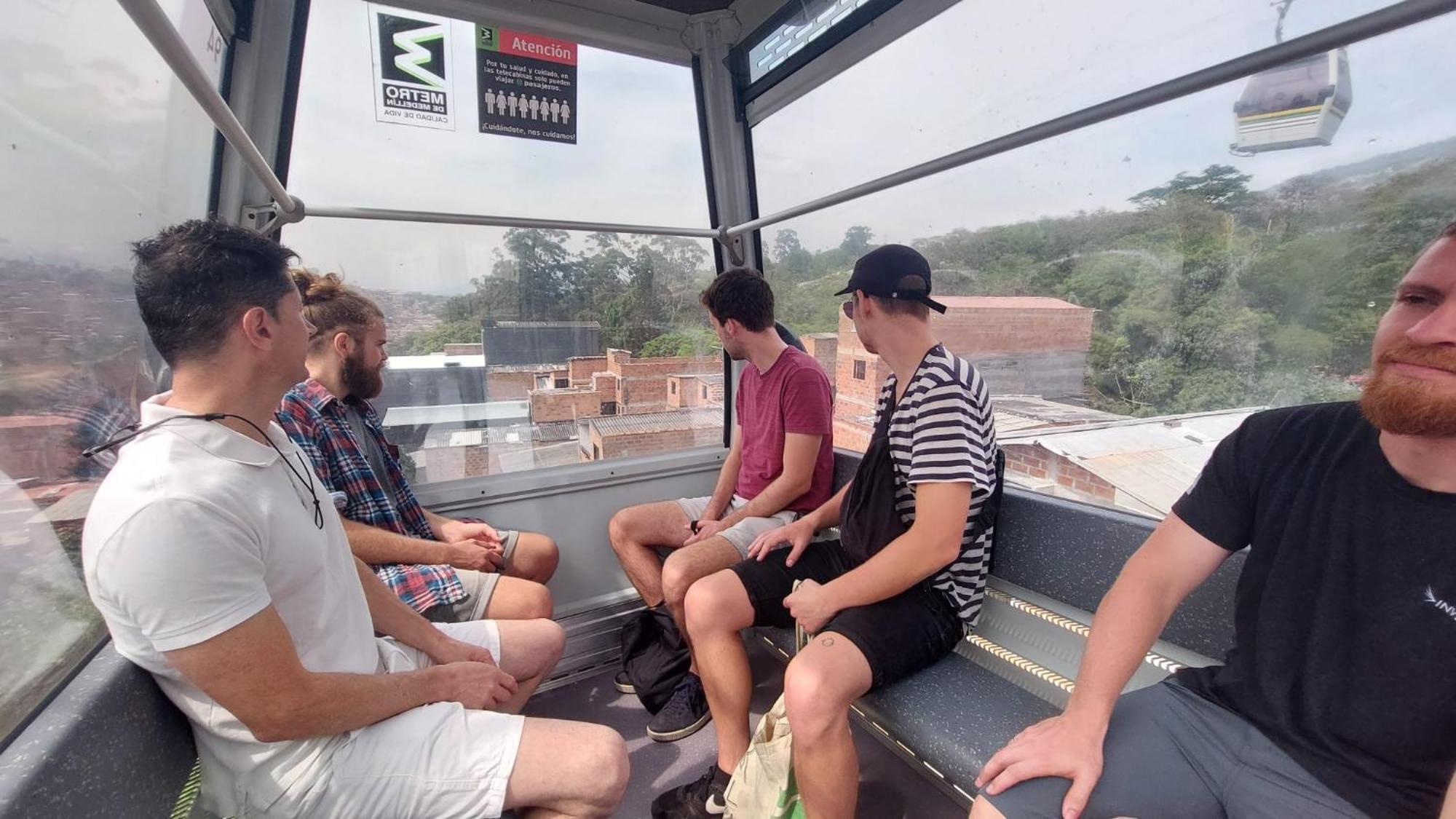 Hostel Metro Floresta Alojamiento Medellín Eksteriør bilde